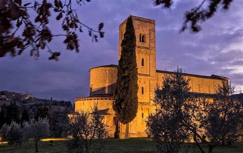 Il Fascino Mistico Dell Abbazia Di Sant Antimo Storia E Magnificenza Di