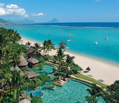 Hôtel 4 étoiles à l'Île Maurice - La Pirogue, icône mauricienne | Mauritius hotels, Vacation ...