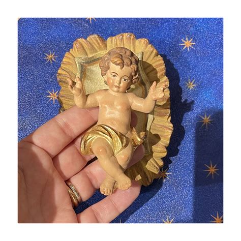 Baby Jesus In Wood For Nativity Scene Tricella