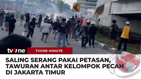 Pecah Tawuran Dua Kelompok Remaja Di Depan Mal Bassura Jaktim Tvone