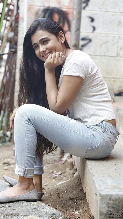 Shalini Pandey Hd Phone Wallpaper Pxfuel