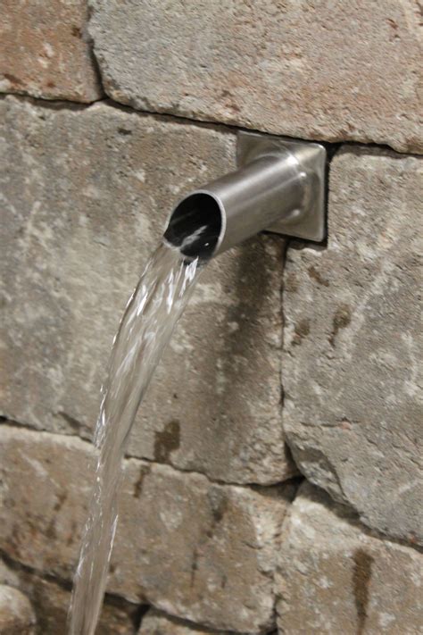 Spouts Formal Waterfalls Water Features In The Garden Concrete