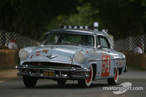 1954 Lincoln Cosmopolitan - Information and photos - MOMENTcar