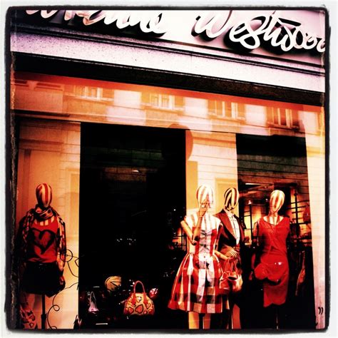 Vivienne Westwood store, Milan, Italy | Vivienne westwood, Broadway ...