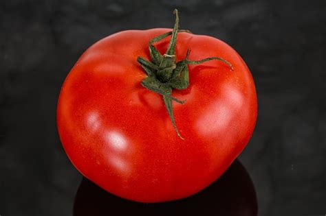 Premium Photo Ripe Tasty And Juicy Tomato Isolated