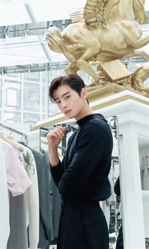 Singer Actor Cha Eun Woo To Attend Dior Men Fall 2023 Fashion Show In Cairo Celeb Confirmed