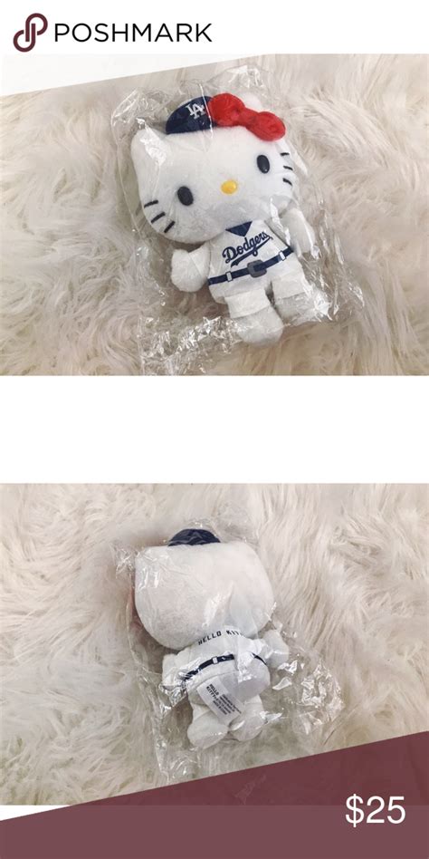 Dodgers x Hello Kitty mini plushie | Hello kitty, Plushies, Kitty