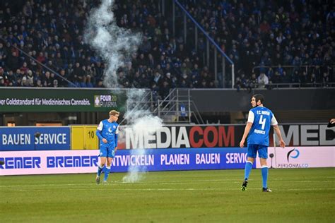 FC Schalke 04 Nach Skandal Spiel Rostock Chaoten sorgen für zwei