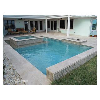 Ivory Tumbled Travertine Pool Deck Tiles Pavers And Pool Coping