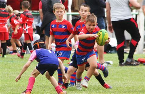 Le Teil Enfants Pr Sents Pour Les Tournois Jeunes De Rugby