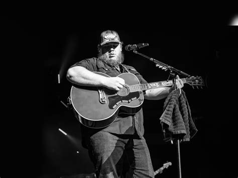 Luke Combs Tour 2025 Dates Near Me Esta Margaret