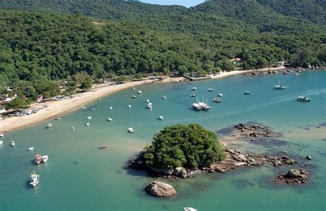 As melhores praias da Vila do Abraão de Ilha Grande Rio de Janeiro