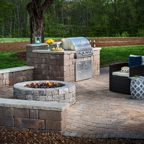 20+ Backyard Bbq Pit Ideas – The Urban Decor