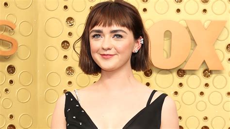 Maisie Williams 2019 Emmys Look Is Super Badass Stylecaster