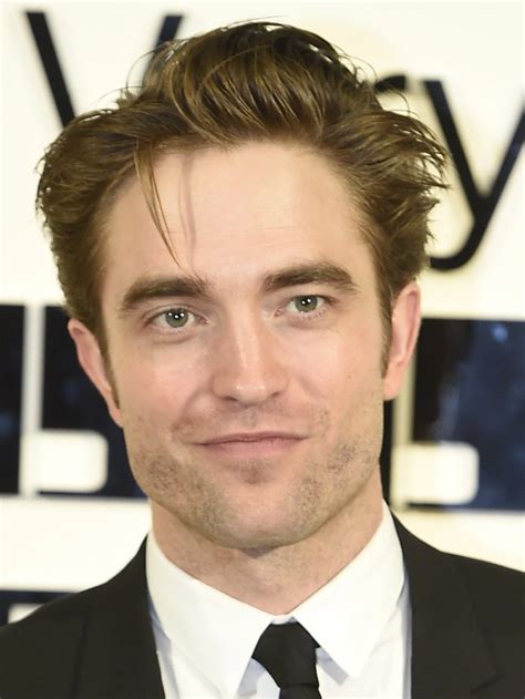 Robert Pattinson Batman Wiki Fandom Robert Pattinson Robert