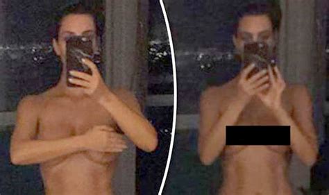 Kim Kardashian Poses Completely NAKED In A Series Of Seriously Sexy Selfies Celebrity News