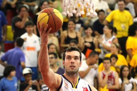 Basquete Quadrig Meos E Amor Murilo Becker Repensa Aposentadoria E