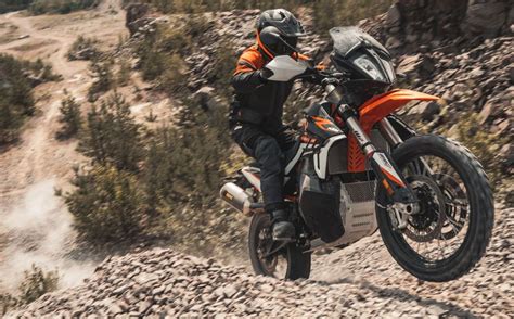 Ktm Adventure R Fiche Moto Motoplanete