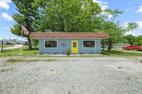 4529 HIGHWAY 127 N, CROSSVILLE, TN 38571 Single Family Residence For Sale | MLS# 1264797 | RE/MAX