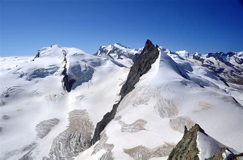 Strahlhorn Monte Rosa Und Rimpfischhorn Fotos Hikr Org