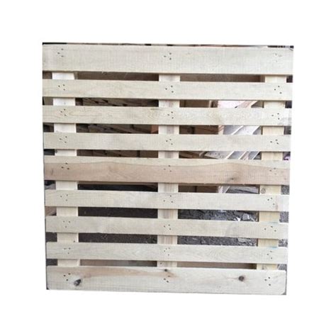 Four Way 4 Way Rectangular Pinewood Pallet For Packaging Capacity