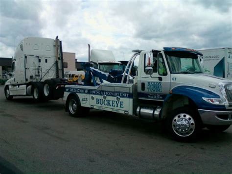 Big Rig Towing Cincinnati Oh Buckeye Riverside Towing