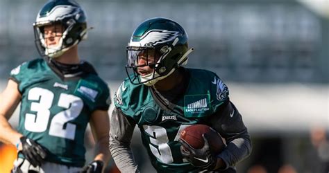 Eagles create $711K in cap space by restructuring Kevin Byard’s deal