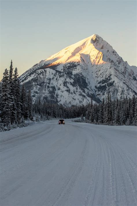 25 Photos That Prove Alberta Is A Winter Wonderland | In A Faraway Land