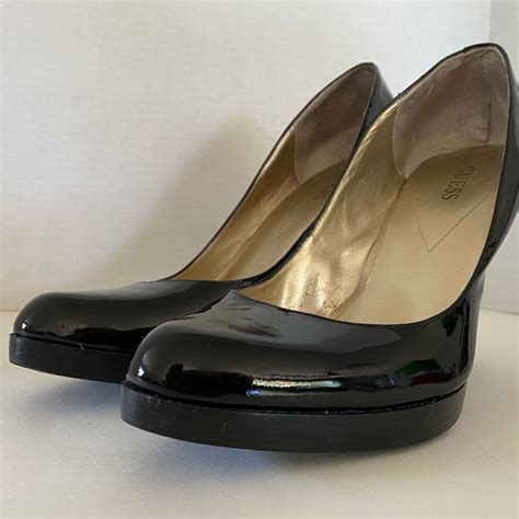 Vintage Guess Black Patent Leather Platform Pumps In Gem