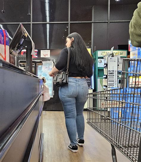 Juicy Booty Latina Denim OC Forum