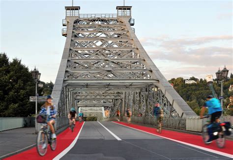 Radverkehr Auf Blauem Wunder Sanierung Ohne Radweg Konzept Dawo