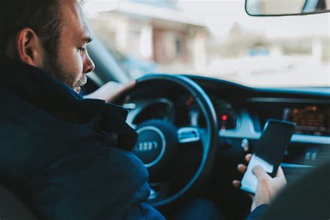 Le Permis De Conduire Dématérialisé Bientôt Disponible Sur Smartphone