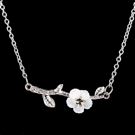 Fashion Vintage Camellia Sakura Necklace Cherry Blossom Flower