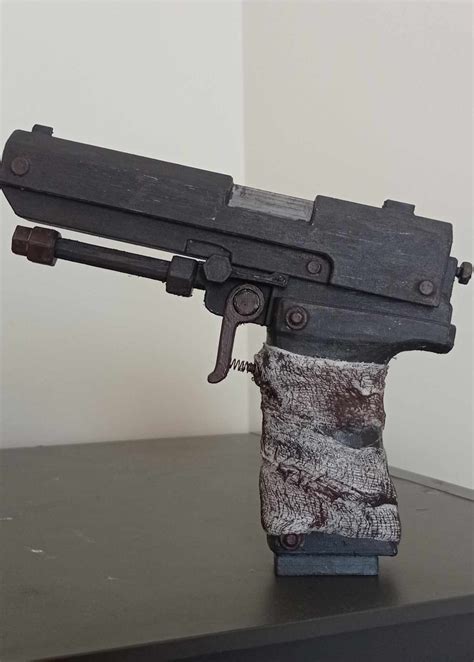 Stl File Rust Semi Automatic Pistol 🔫 ・3d Printable Model To Download・cults