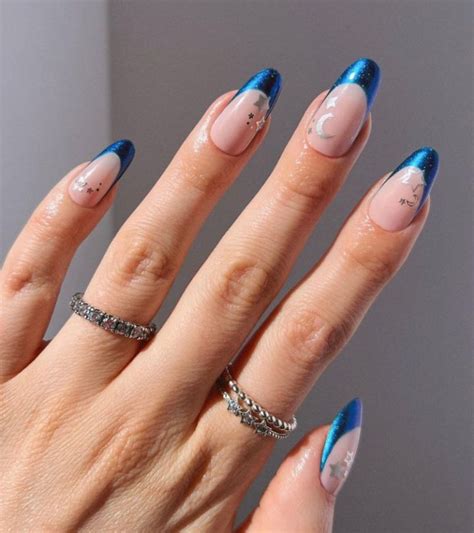 Sparkling New Year S Eve Nails That Ll Glam You Up