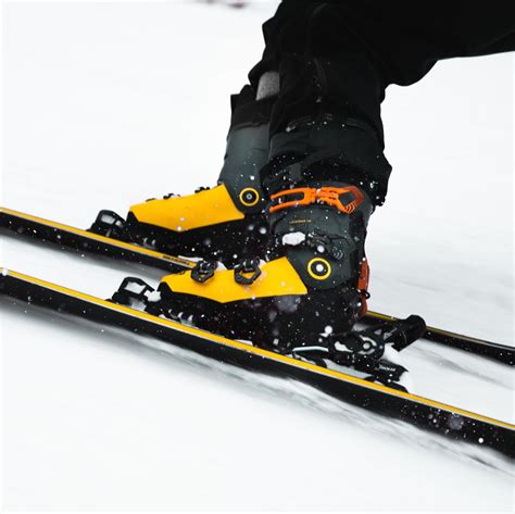 Ski Boots Size Chart - Measurements And Fitting for kids, men and women