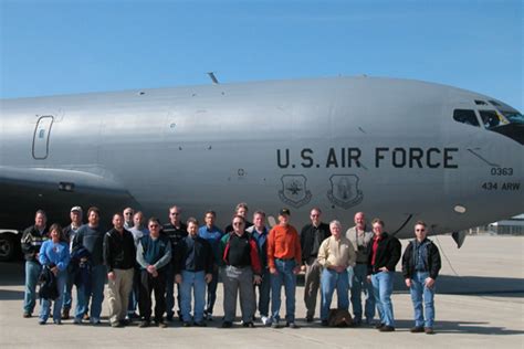 Employers visit Grissom ARB > Grissom Air Reserve Base > Article Display