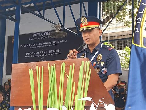 The Philadelphia Inquirer: Regional News and Editorial Coverage 12