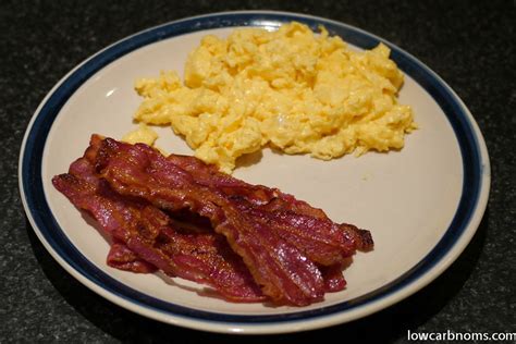 Scrambled Eggs and Crispy Bacon