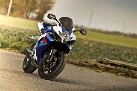 Suzuki Gsxr 750 Wallpapers - Wallpaper Cave