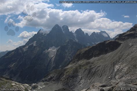 Pelvoux Pic Sans Nom Et Ailefroide Montée Au Refuge Des Écrins Par Le