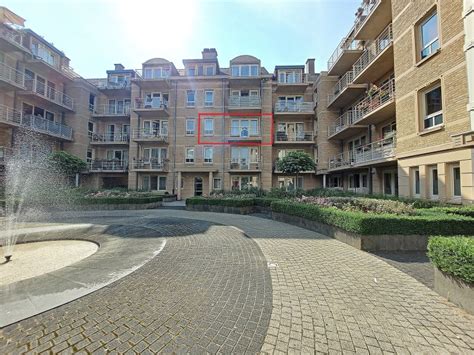 Bel Appartement Avec Vue Sur Parc De 2 Chambres Et Terrasse