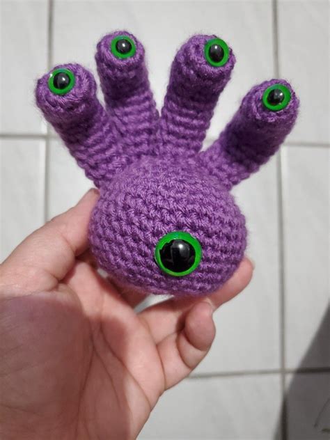 Dnd Gazer Amigurumi | Crochet projects, Etsy, Acrylic yarn