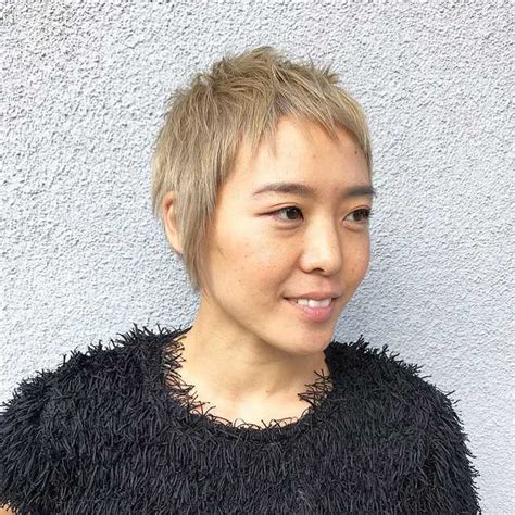 Hottest Blonde Pixie Cuts To Grab Instant Attention