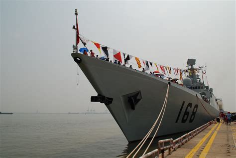 China Defense Blog Photos Of The Type 052b Luyang Class Chinese Navy Destroyer Guangzhou Ddg 168