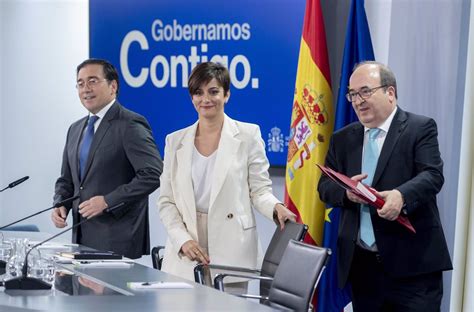 El Gobierno tacha de vergüenza el pacto de PP y Vox en Valencia por