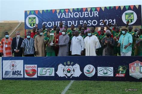 Finale de la 34ème coupe du Faso ASFA Yennenga sadjuge le trophée