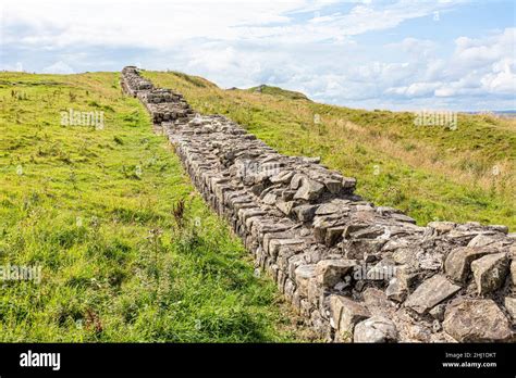 Hadrians Wall At Caw Gap Shield On The Wall Northumberland Uk Stock