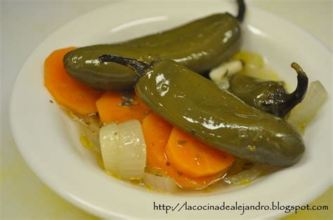 COCINA Y ALGO MAS Jalapeños En Escabeche