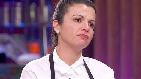 Masterchef 9 Vero Entre Lágrimas Se Convierte La Cuarta Expulsada